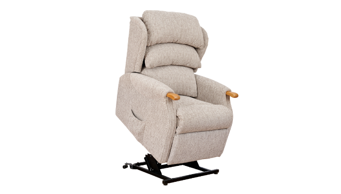 Petite Cloud Zero Riser Recliner