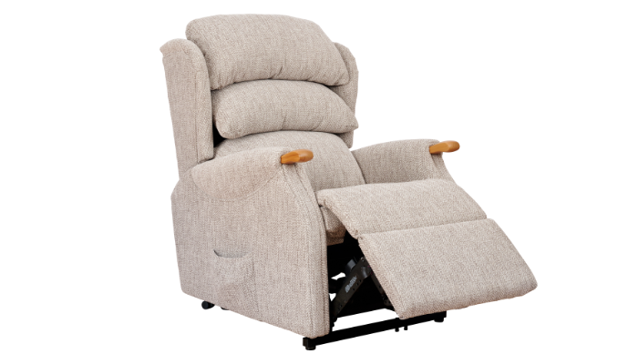 Petite Manual Recliner